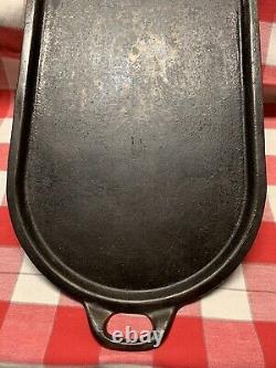 1900-1909 Griswold Slant Logo #9 #713 22-1/2 Long 10 Wide Handled Oval Griddle