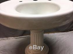 Antique Cast Iron White Porcelain Oval Fluted Pedestal Bath Sink Vtg Old 319-20E
