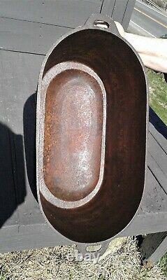 Antique Large Cast Iron Footed Oval Roaster Boiler Gate Marked 8 Gallons 1850s