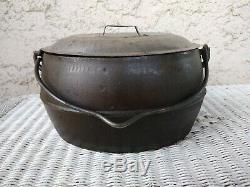 Antique Marietta Co PA 2 Gallon Cast Iron Oval Pot with Tin Lid Gate Mark