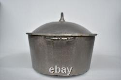 Antique Swedish Husqvarna 3L Oval Cast Iron Dutch Oven Roaster