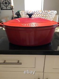 Chasseur French Cast Iron Red Oval Casserole 35 pre-owned