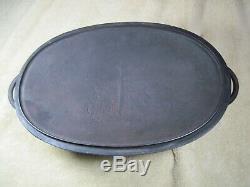 Early Style Handles Wagner #3 Cast Iron Oval Roaster withGate Marked Lid