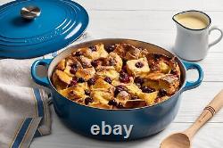 Enameled Cast Iron Signature Oval Dutch Oven, 6.75 qt, Marseille