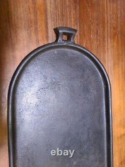 Gate Mark Cast iron Griddle Cooking Surface Marked J 8