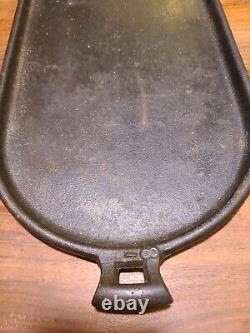 Gate Mark Cast iron Griddle Cooking Surface Marked J 8