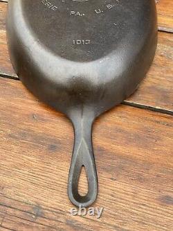 Griswold Cast Iron #15 Oval Fish Skillet