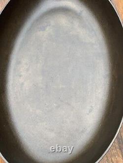 Griswold Cast Iron #15 Oval Fish Skillet