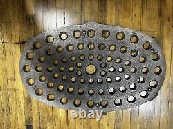 HTF Griswold Cast Iron #9 Fully Marked Oval Roaster Trivet