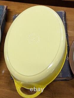 LE CREUSET 2 in 1 CAST IRON Dutch Oven Grill Lid OVAL 28 Yellow