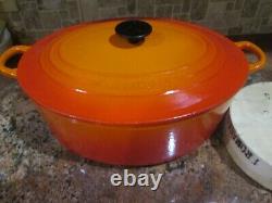 LE CREUSET CAST IRON OVAL FLAME DUTCH OVEN #35 9.5 QTS & 6 CHEESE PLATES 8WithBOX