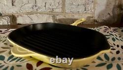 LE CREUSET Cast Iron Griddle Skillet #32 Yellow Oval 2 Spouts Made France