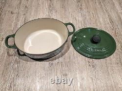 LE CREUSET FRANCE Green cast iron oval casserole dish size 25 EXCELLENT example