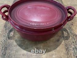 LE CREUSET Red Oval 5 Quart Dutch Oven #29 In gently used Condition