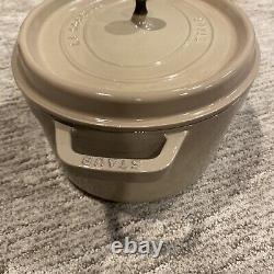 La Cocotte Staub #33 13 Cast Iron Oval Dutch Oven/Roaster Beige Tan New Unused