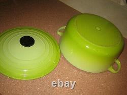 Le Creuset 5.5 quart enamel cast iron Oval Dutch Oven in Kiwi green discontinued