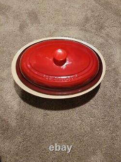 Le Creuset 5qt Cast Iron enamel Pot With Lid, Ovenware stoneware