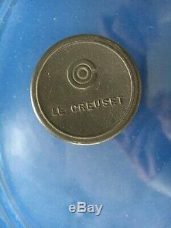 Le Creuset 6 3/4 Qt. 6.75 Enameled Cast Iron Oval Dutch Oven with Lid G #6 Blue