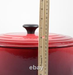 Le Creuset 6.75 Qt Quart Enameled Cast Iron Oval Dutch Oven with Lid Cherry Red