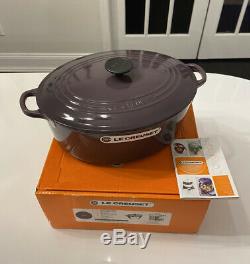 Le Creuset 6.75 qt 6 3/4 Qt Dutch Oven in RETIRED Cassis Purple -New In Box Oval