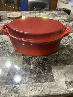 Le Creuset 7 1/4 Qt. Oval Dutch Oven with Grill Pan Lid