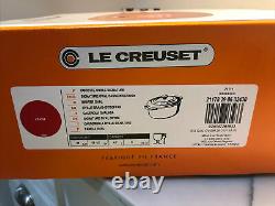 Le Creuset 8 Qt OVAL French (Dutch) Oven Cerise #33 NIB