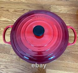 Le Creuset Cast Iron Oval Dutch Oven Red 6 3/4 qt In USED