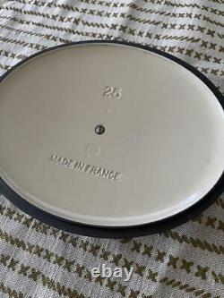 Le Creuset Cocotte Oval Pot Matte Gray 25cm