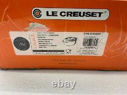 Le Creuset Enameled Cast Iron Signature Dutch Oven Oval 8 Quart (Oyster)