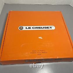 Le Creuset France 32 Cast Iron Oval Grill Skillet Pan Cerise Made in France