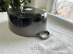 Le Creuset New Classic 4.5 quart Oval Dutch Oven, Oyster Grey