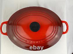 Le Creuset Oval 6 3/4 Qt Dutch Oven. #31. Enameled Cast Iron. Cherry red ombre