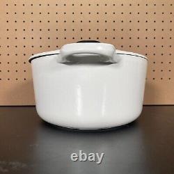 Le Creuset Oval Dutch Oven Cast Iron Enameled #29 5 QT White With Lid