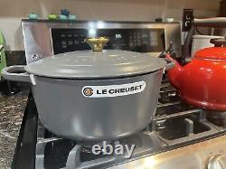 Le Creuset RARE Graphite Grey 9qt Round Signature Dutch Oven Gold Knob Cast Iron