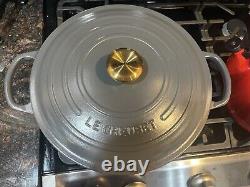Le Creuset RARE Graphite Grey 9qt Round Signature Dutch Oven Gold Knob Cast Iron