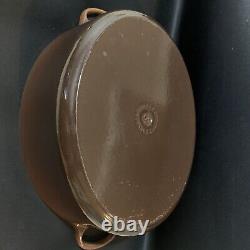 Le Creuset Signature Enameled Cast Iron Oval Dutch Oven #31 6.75 Qt Brown