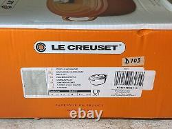 Le Creuset Signature Oval Casserole Oven 6.75qt Cast Iron White