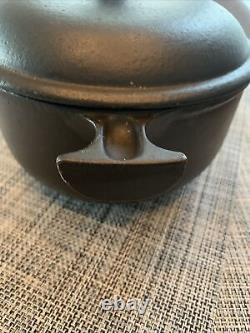 Le Creuset Vintage Oval Cast Iron Matte Black Enzo Mari La Mama Cocotte 21