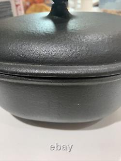 Le Creuset Vintage Oval Cast Iron Matte Black Enzo Mari La Mama Cocotte 21