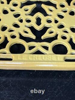 Le Creuset Yellow Enamel Cast Iron 10-1/2 Oval Trivet Made in France Soleil