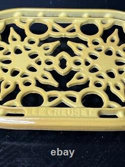 Le Creuset Yellow Enamel Cast Iron 10-1/2 Oval Trivet Made in France Soleil