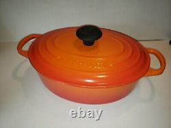 Le Creuset oval quart dutch oven 3.5 quart in Flame orange color cocette 27
