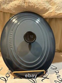 Le creuset 8 Qt Oval Dutch Oven DO Cast Iron 33cm Marine blue Brand New