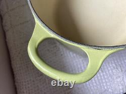 Le creuset vintage oval green pot cast iron 25