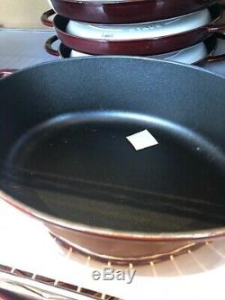 NEW Staub Cast Iron 4.25 quart ESSENTIAL OVAL French Oven Cocotte GRENADINE