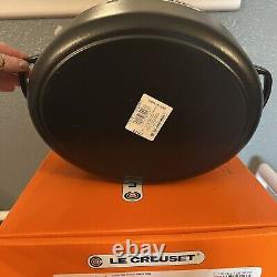 NIB Le Creuset Cast Oval Dutch Oven, 27cm, 4.1L, 4.5 US qt Matte Black, Licorice