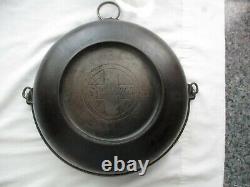 NICE antique GRISWOLD Cast Iron NO. 3 SCOTCH BOWL 781 ERIE Slant Logo bail handl