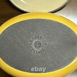 NWOB Vintage Le Creuset #26 Cast Iron Dutch Oven Flame Yellow 2.5 Qt. France