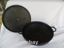 RARE VTG Cousances #31 Le Creuset Cast Iron Dutch Oven France