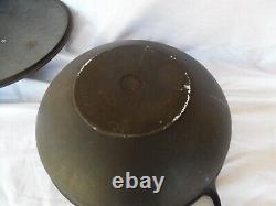 RARE VTG Cousances #31 Le Creuset Cast Iron Dutch Oven France